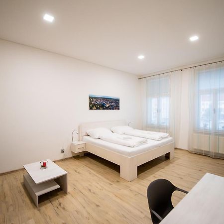 Apartmany Velke Namesti 克罗梅日什 外观 照片
