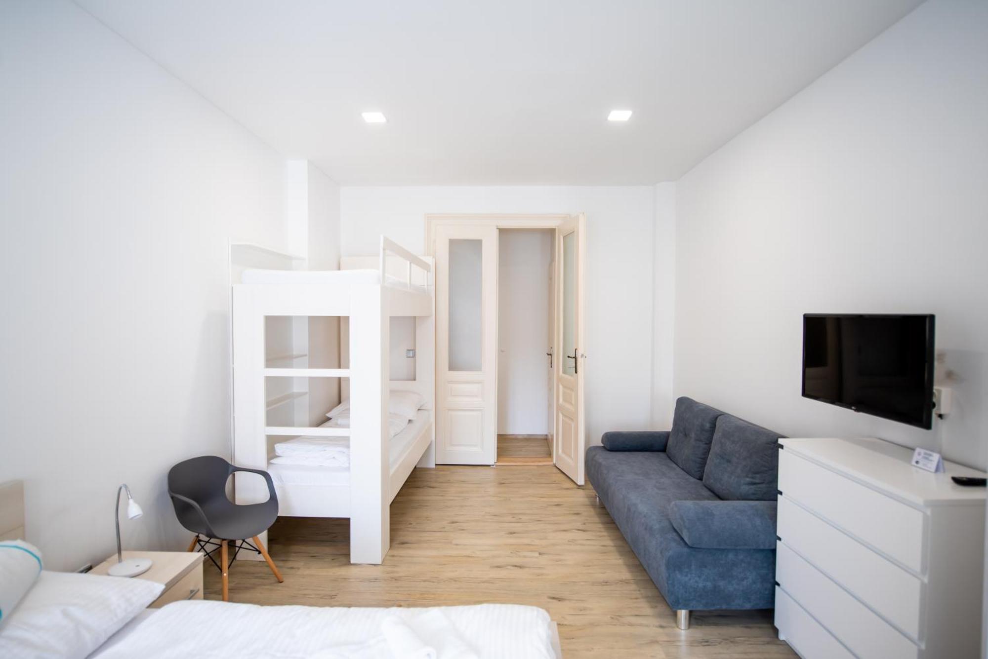 Apartmany Velke Namesti 克罗梅日什 外观 照片